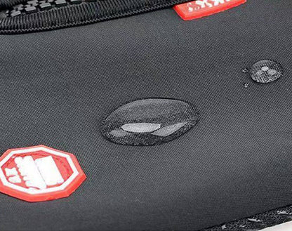 Essantials | Waterproof Gloves – Warmth, Grip and Touchscreen Compatible
