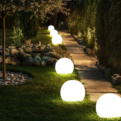 essantials – Weatherproof Garden Light