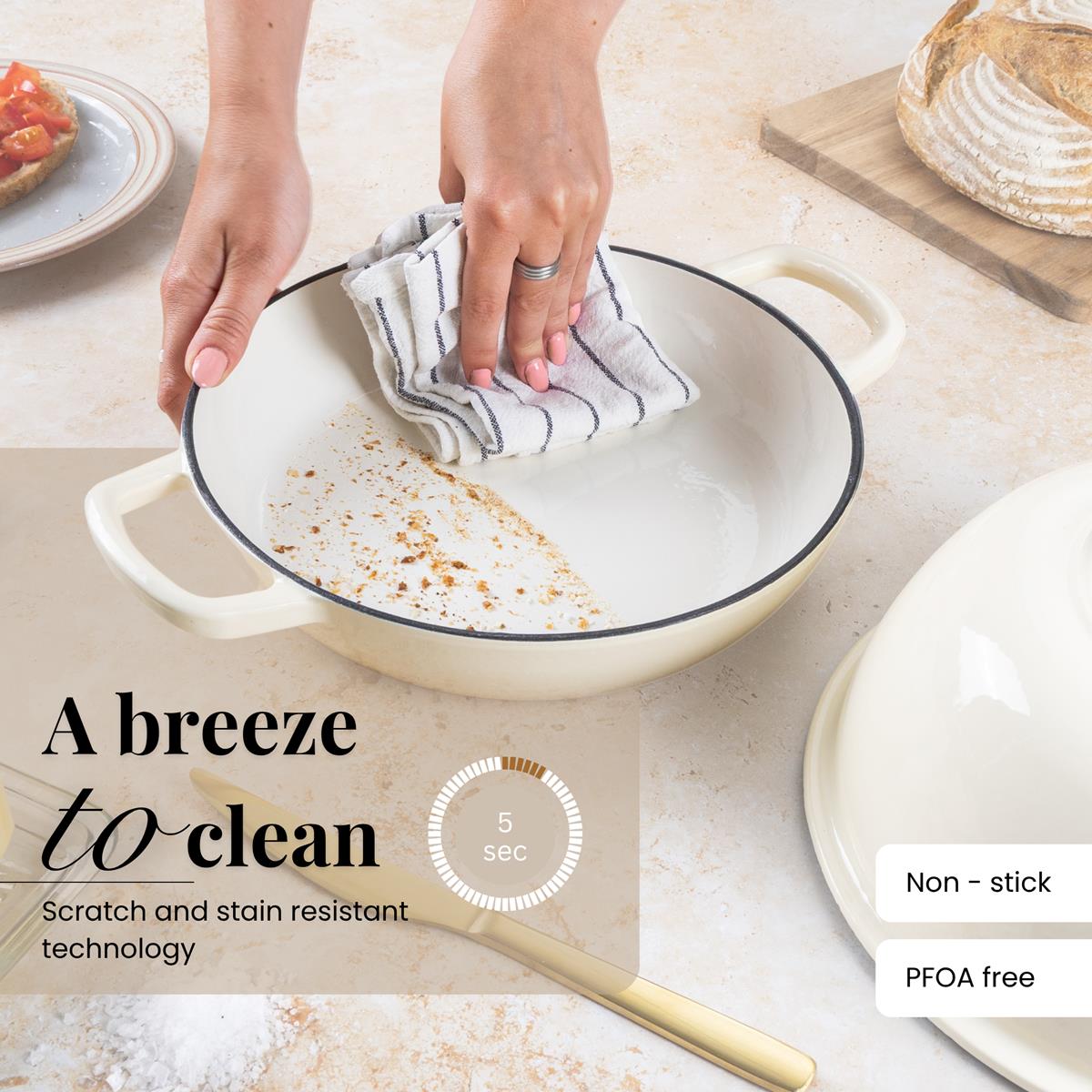 Enamelled Cast Iron Dutch Oven Bread Pot, Nuovva