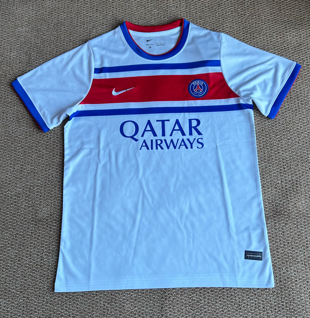 PSG 2026/2027 away jersey