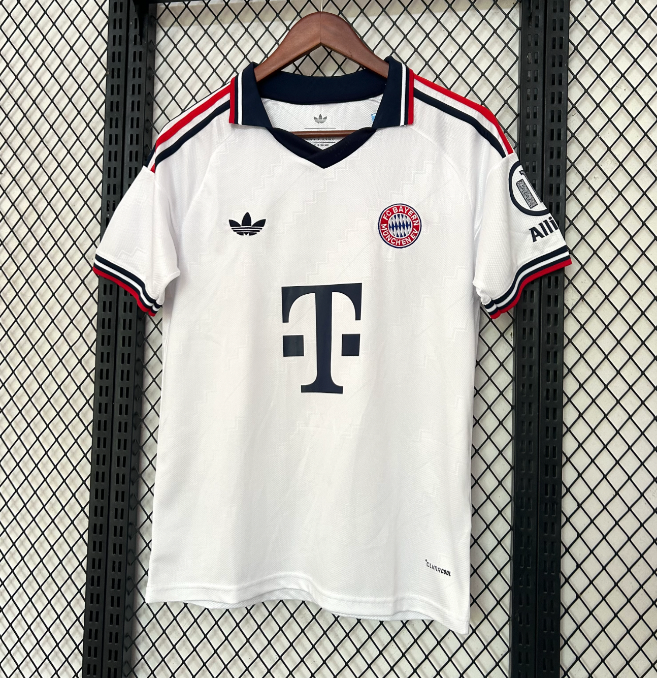 Bayern Munich 2026/2027 Away Jersey