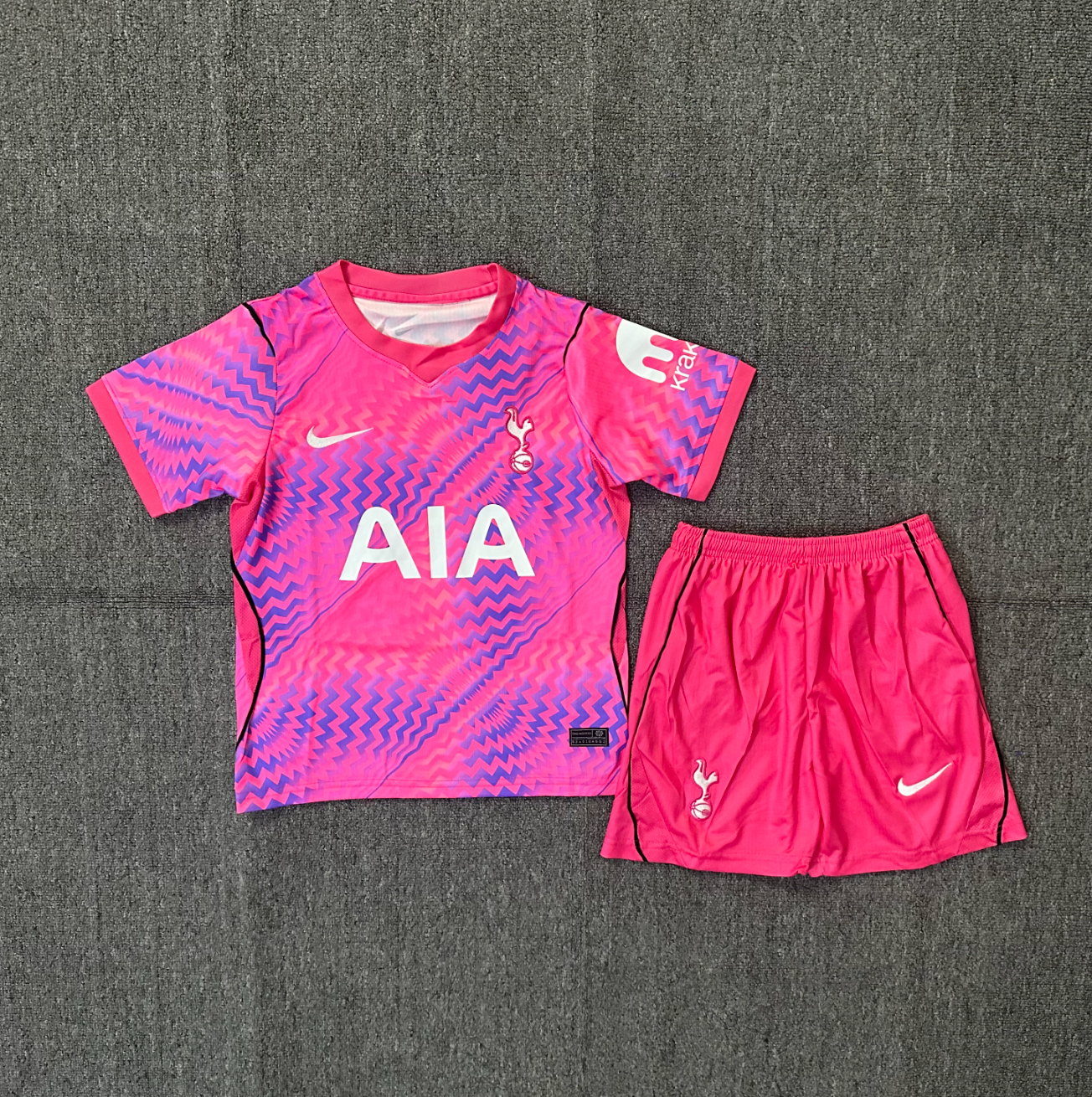 Tottenham 2026/2027 Pink Kids Jersey
