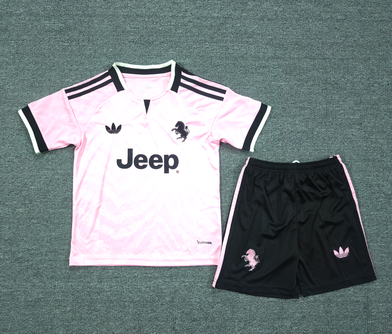 Juventus 2026/2027 Away Jersey Pink