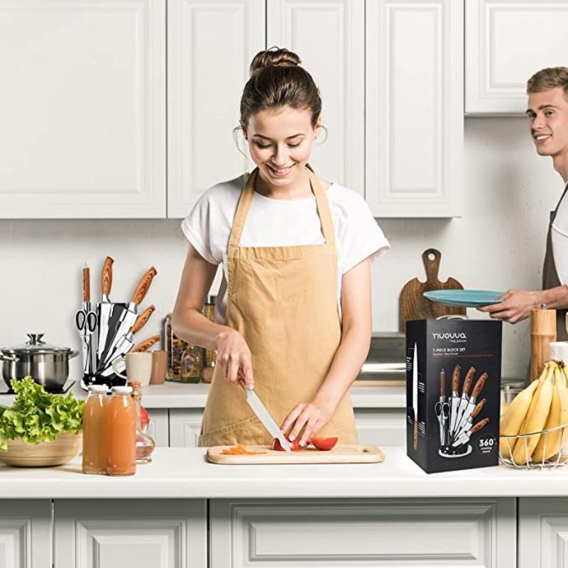 7-Piece  Kitchen Knife Set with Rotating Block, Nuovva